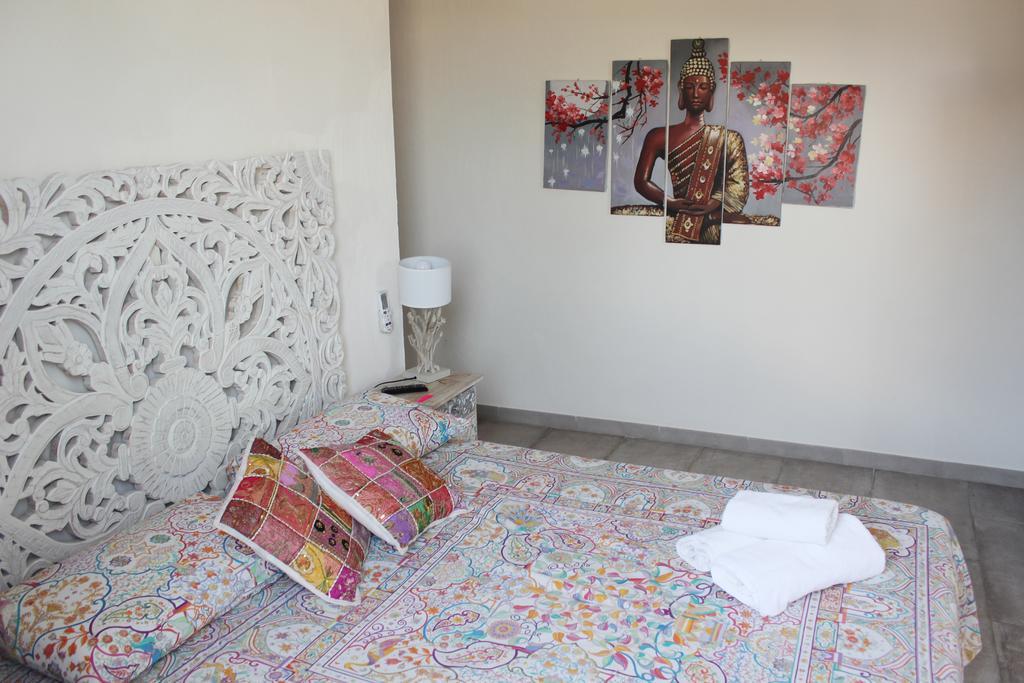 Floripa Surf House Bed & Breakfast Santa Maria Del Focallo Luaran gambar