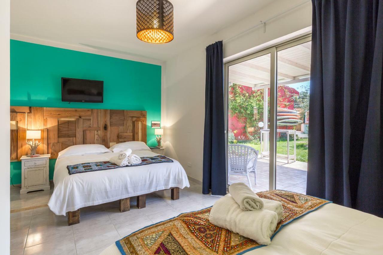 Floripa Surf House Bed & Breakfast Santa Maria Del Focallo Luaran gambar