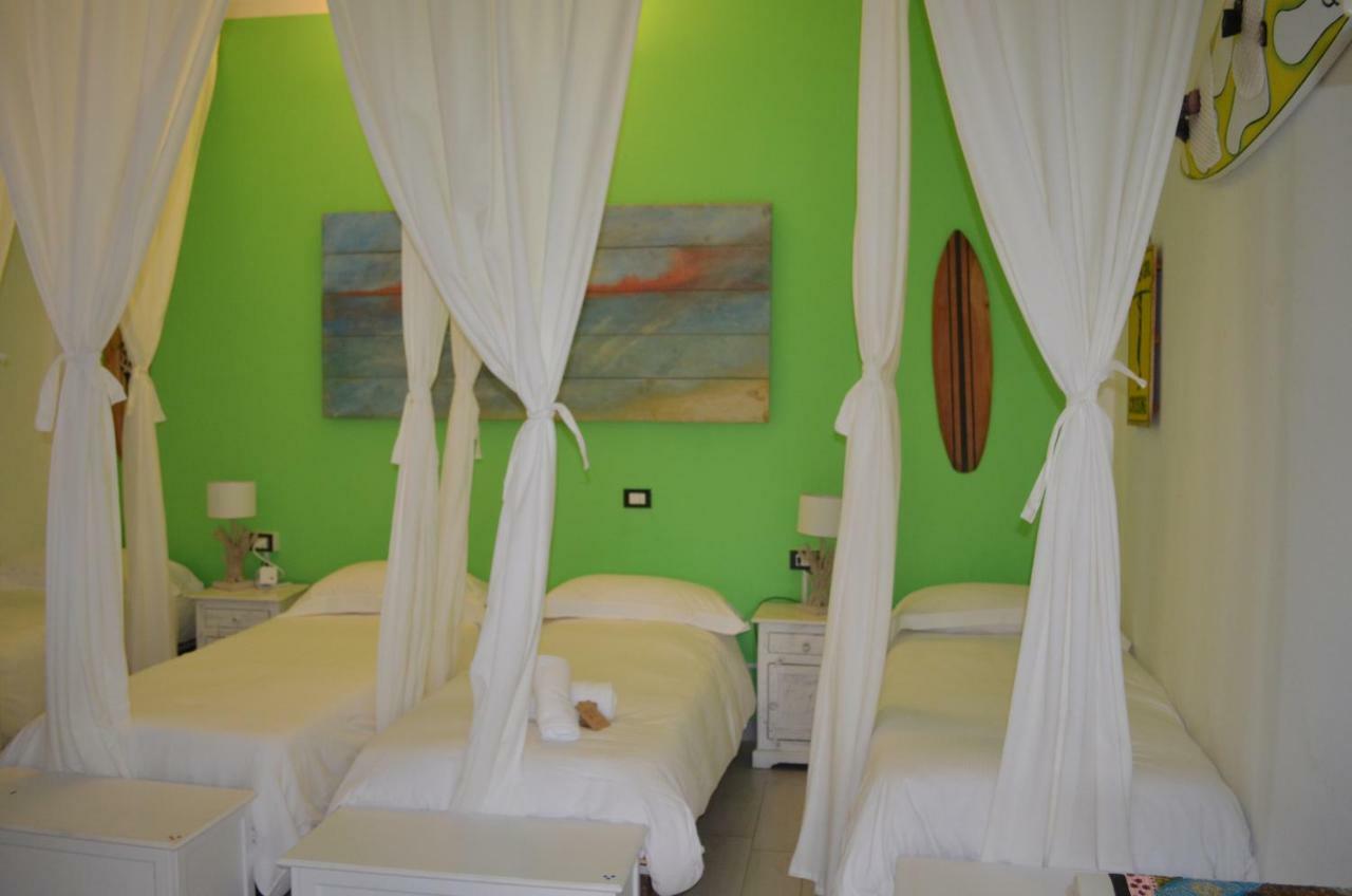 Floripa Surf House Bed & Breakfast Santa Maria Del Focallo Luaran gambar